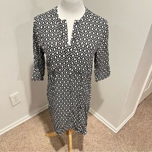 H&M‎ Monochrome Geometric Blouse